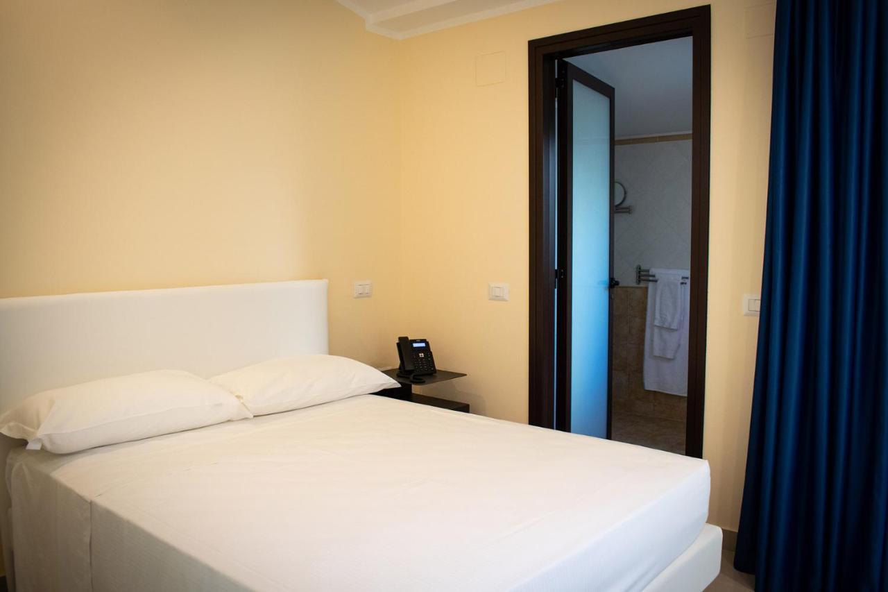 Hotel Relais Del Carmelo 3*